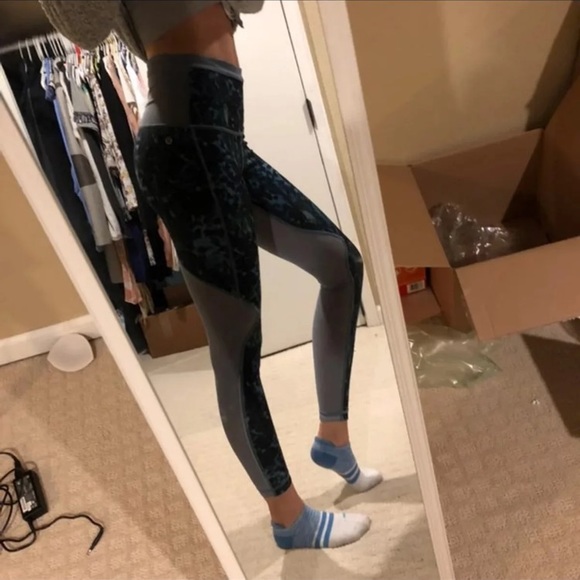 Lululemon Leggings - Picture 6 of 8